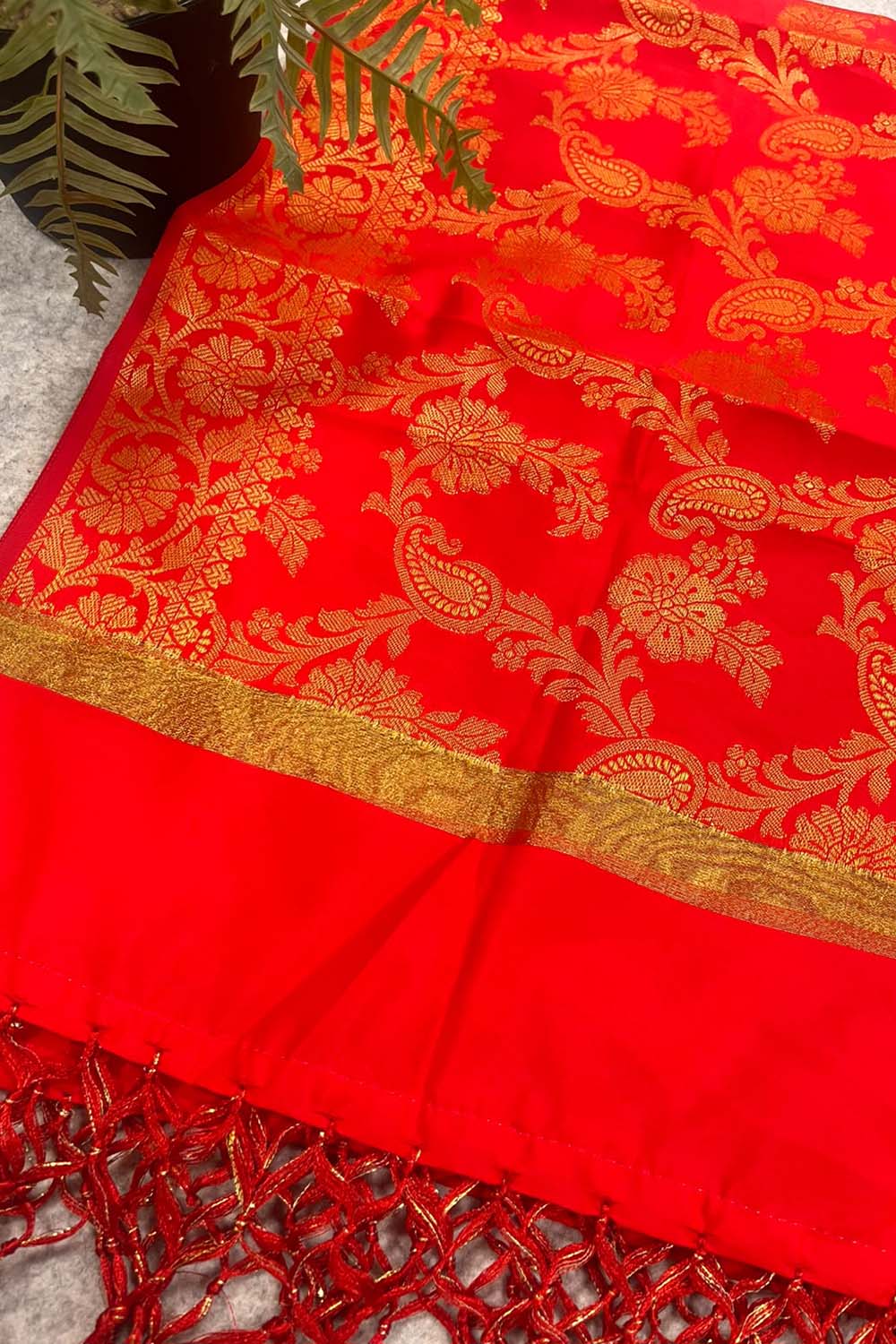 Red Banarasi Silk Dupatta – Deep Festive Red with Handcrafted Tassel