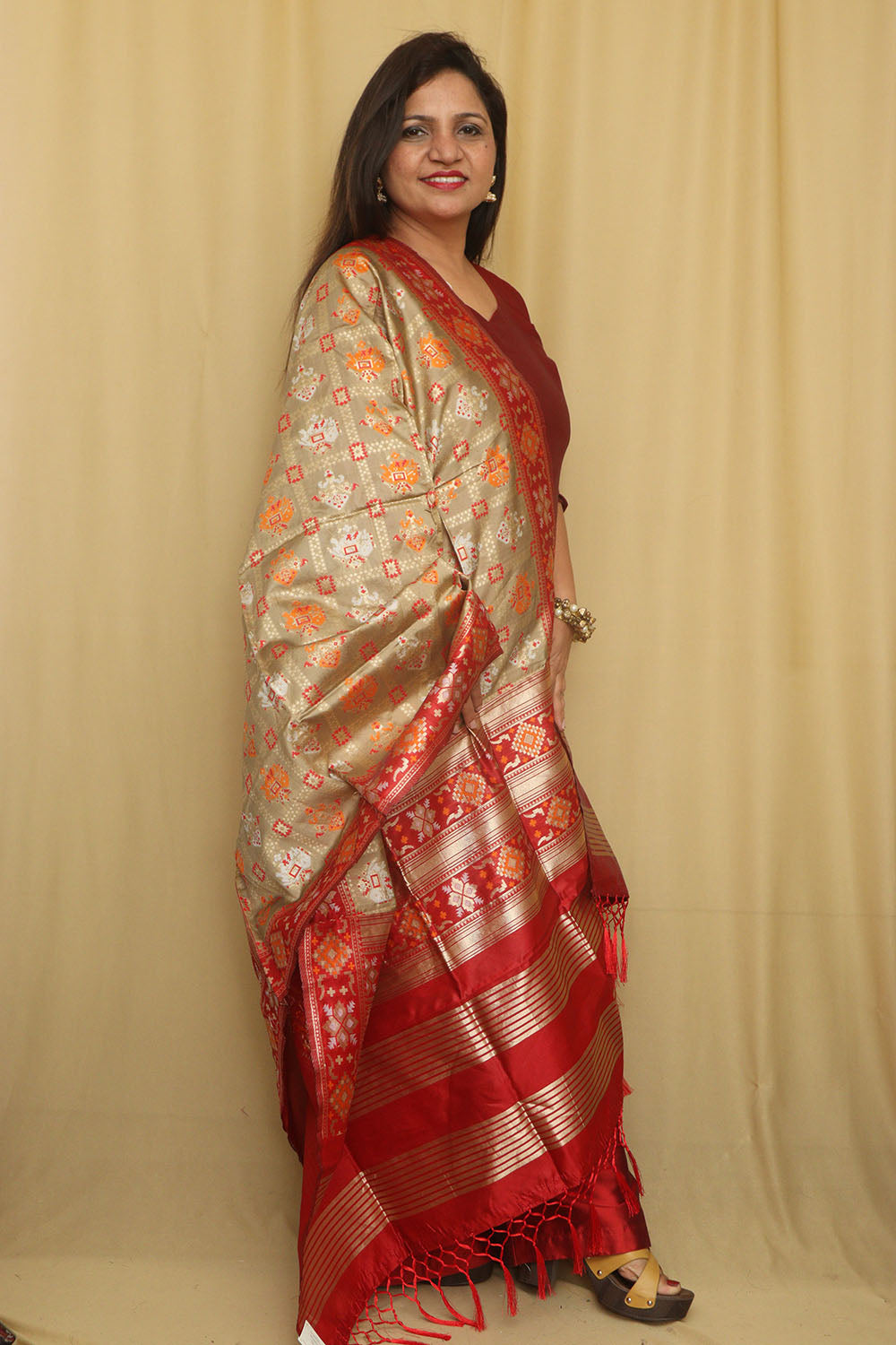 Soft and Stylish Pastel Patola Silk Dupatta - Taniva