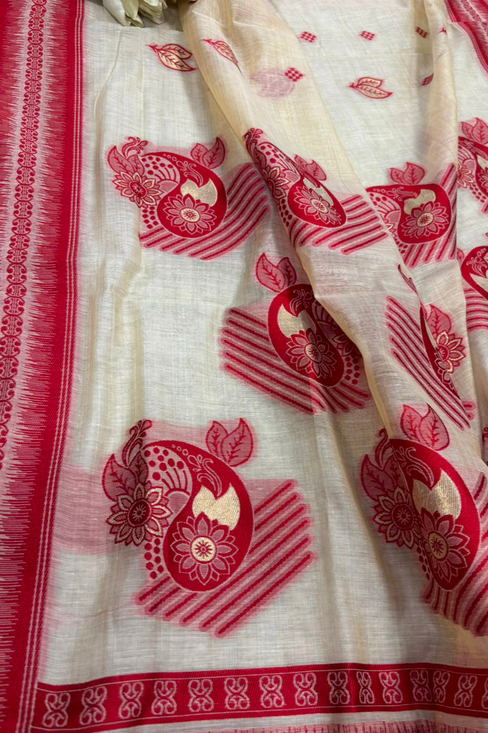 White And Maroon Bhagalpur Cotton Silk Saree