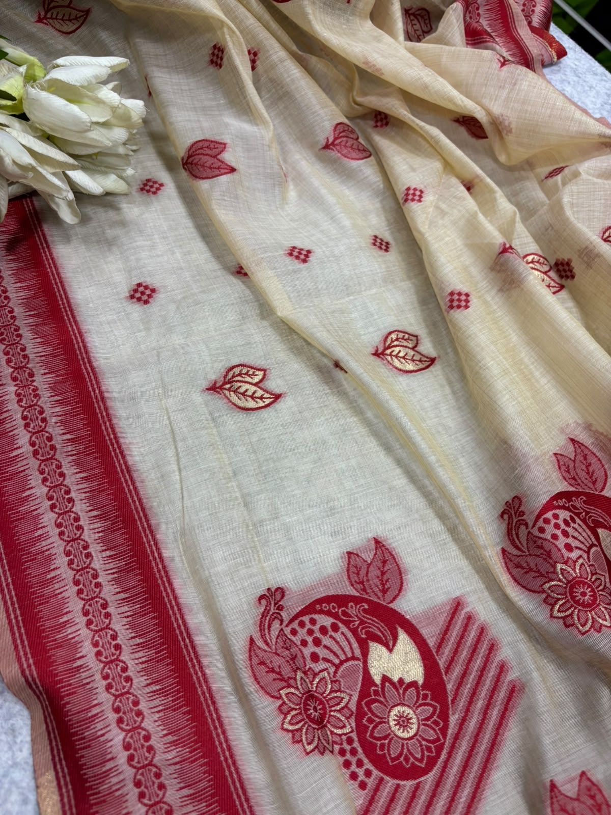 White And Maroon Bhagalpur Cotton Silk Saree