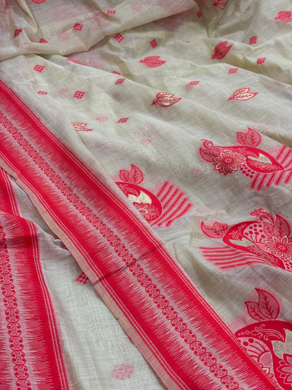 White Red Bhagalpur Cotton Silk Saree