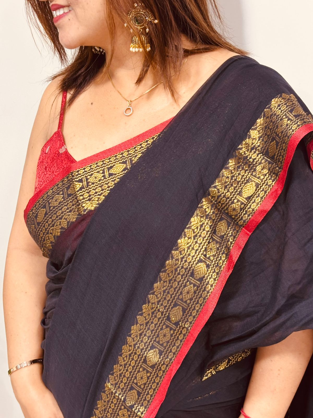 Black Red Bengal Mul Cotton Saree Everyday Wear