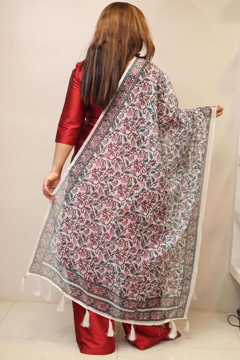 Multicolor Digital Printed Chanderi Flower Design Dupatta