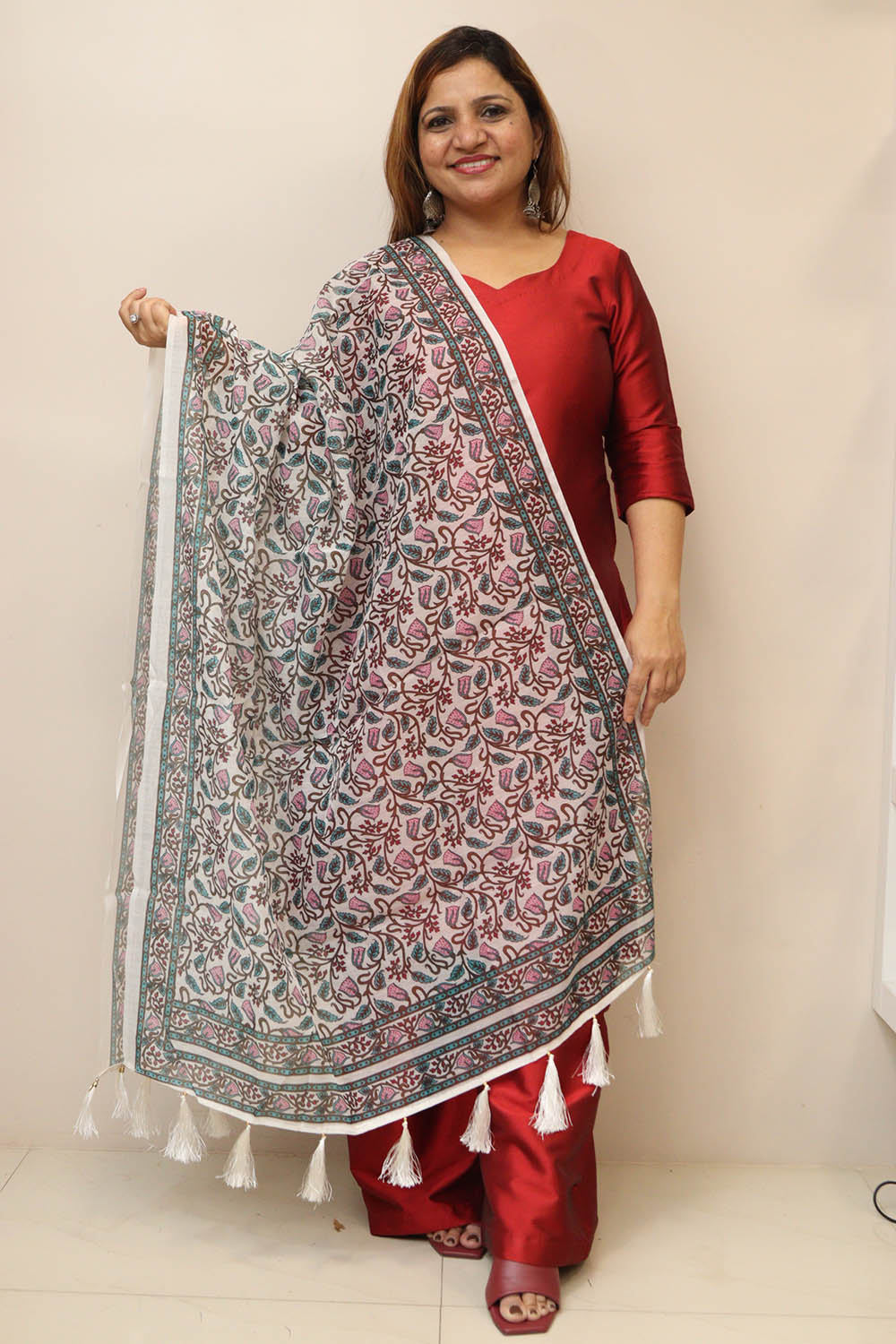 Multicolor Digital Printed Chanderi Flower Design Dupatta