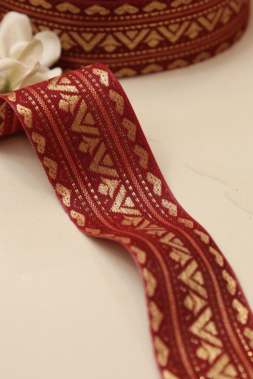 Maroon Banarasi Silk Border Lace (L 9 Mtrs W 2 inch )