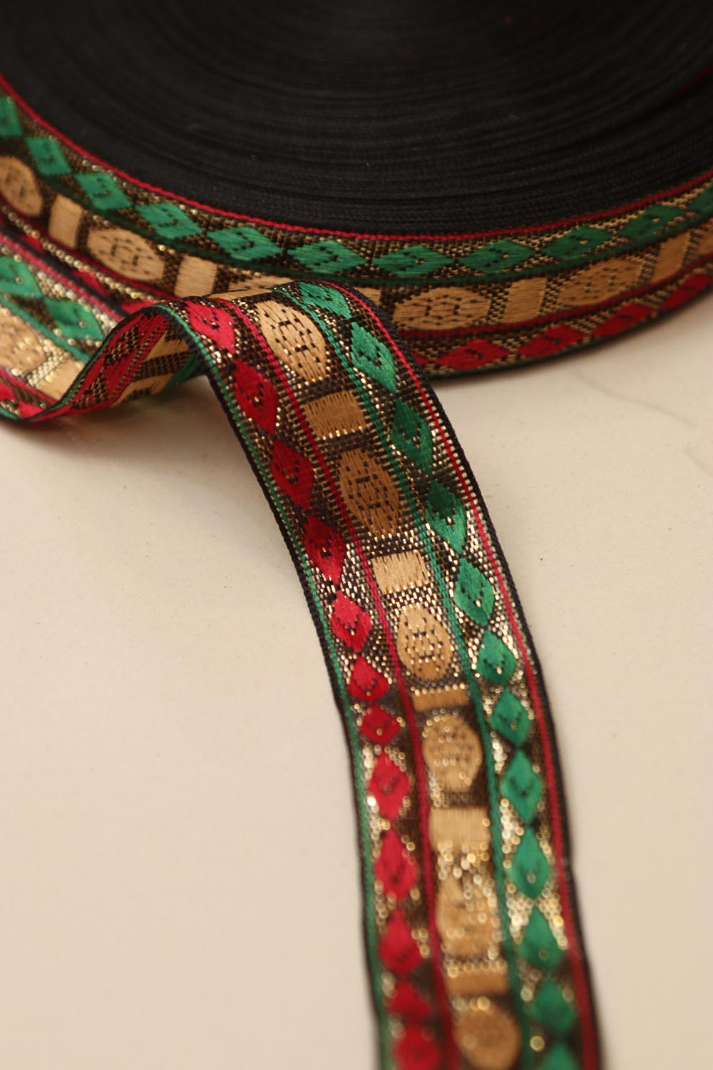 Multicolor Banarasi Silk Border Lace (L 9 Mtrs W 1.5 inch )