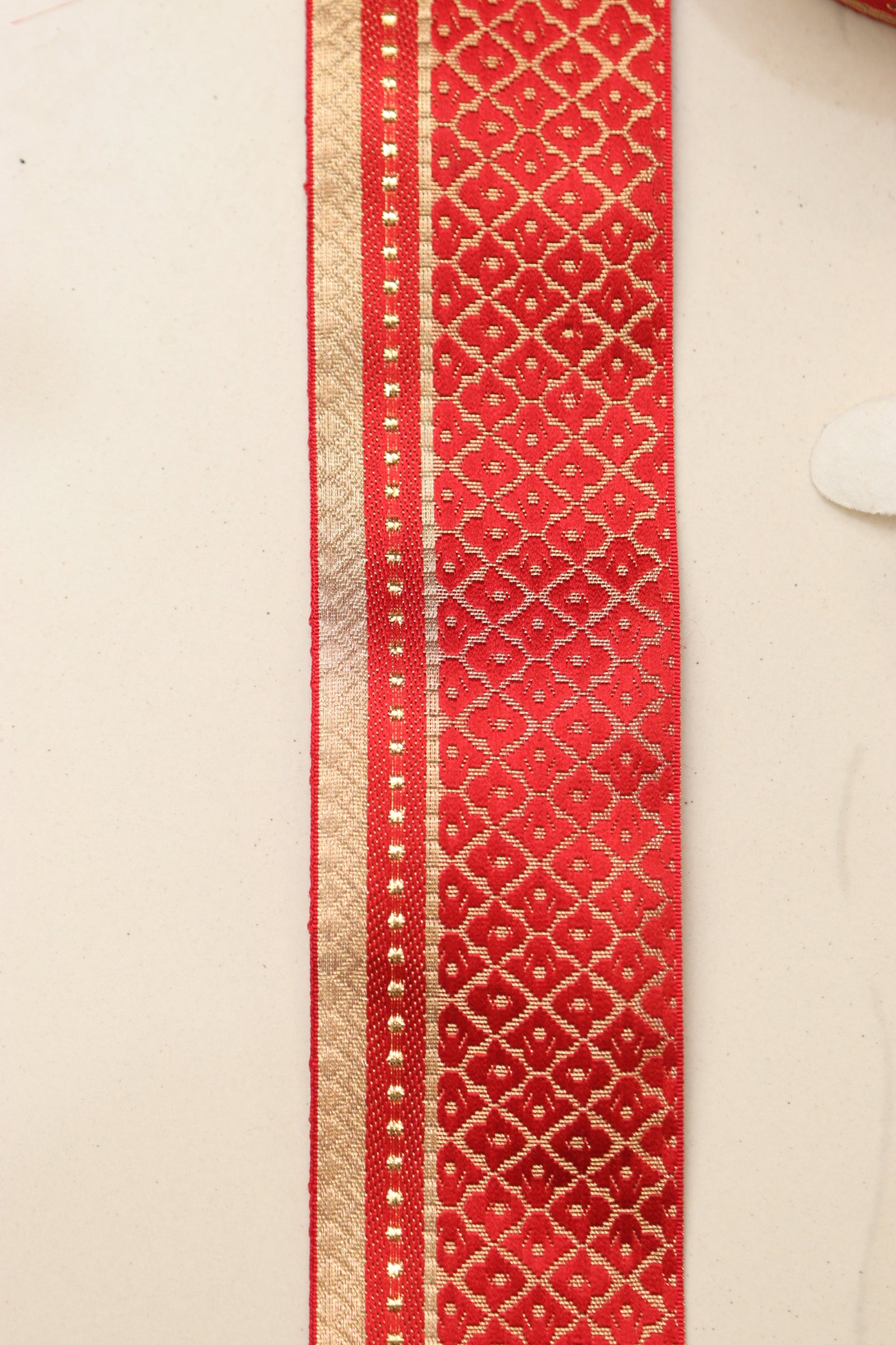 Red Banarasi Silk Border Lace (L 9 mtrs W 2 inch )