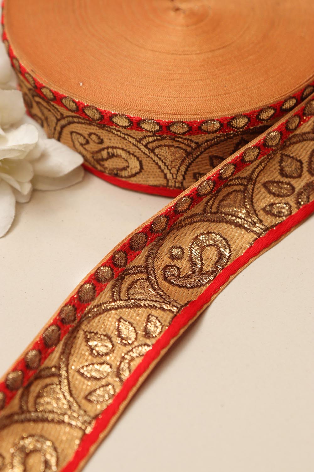 Golden Banarasi Silk Border Lace (L 9 mtrs W 2 inch )