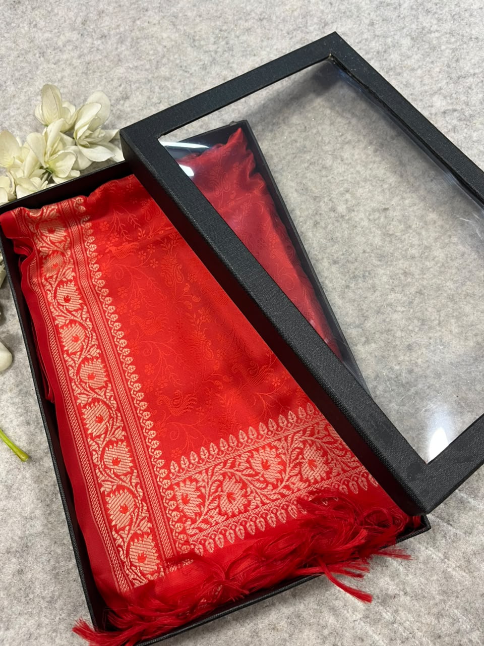 Gift Box of Pashmina Design Red Banarasi Silk Stole with traditional integrate design – Pack of 1