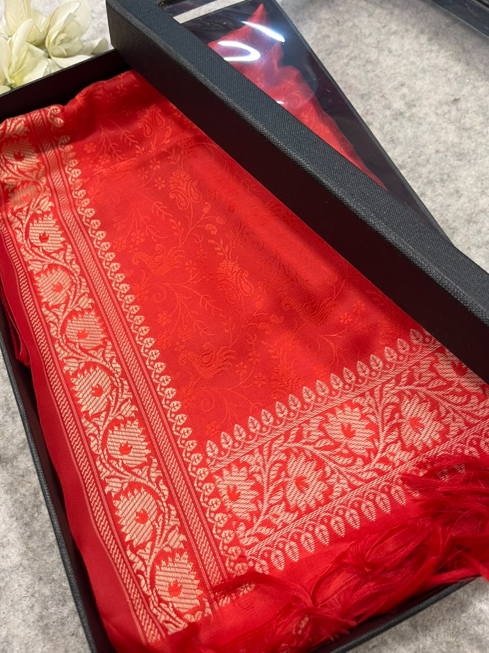 Gift Box of Pashmina Design Red Banarasi Silk Stole with traditional integrate design – Pack of 1
