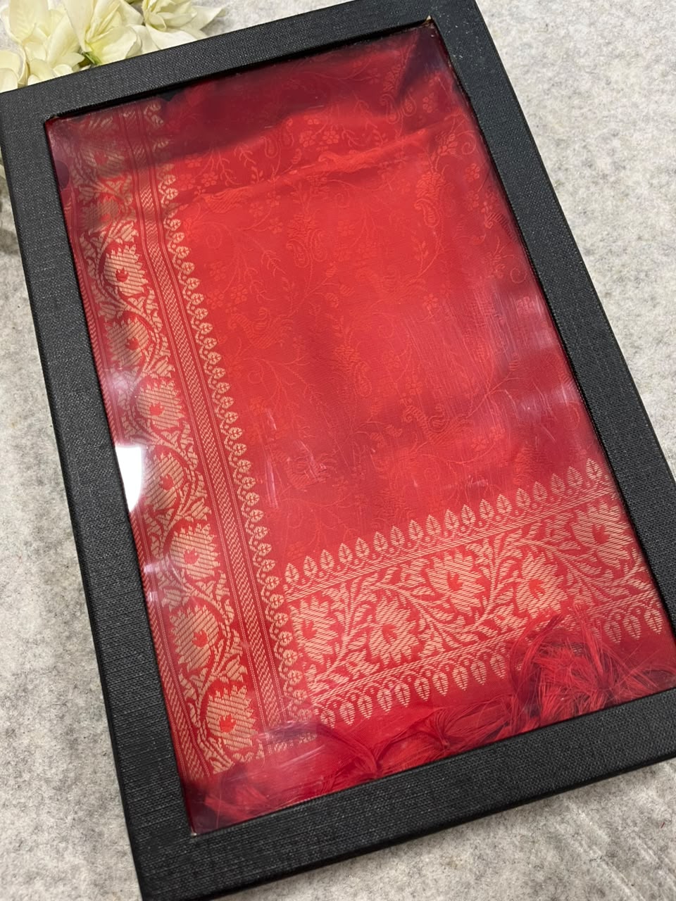 Gift Box of Pashmina Design Red Banarasi Silk Stole with traditional integrate design – Pack of 1