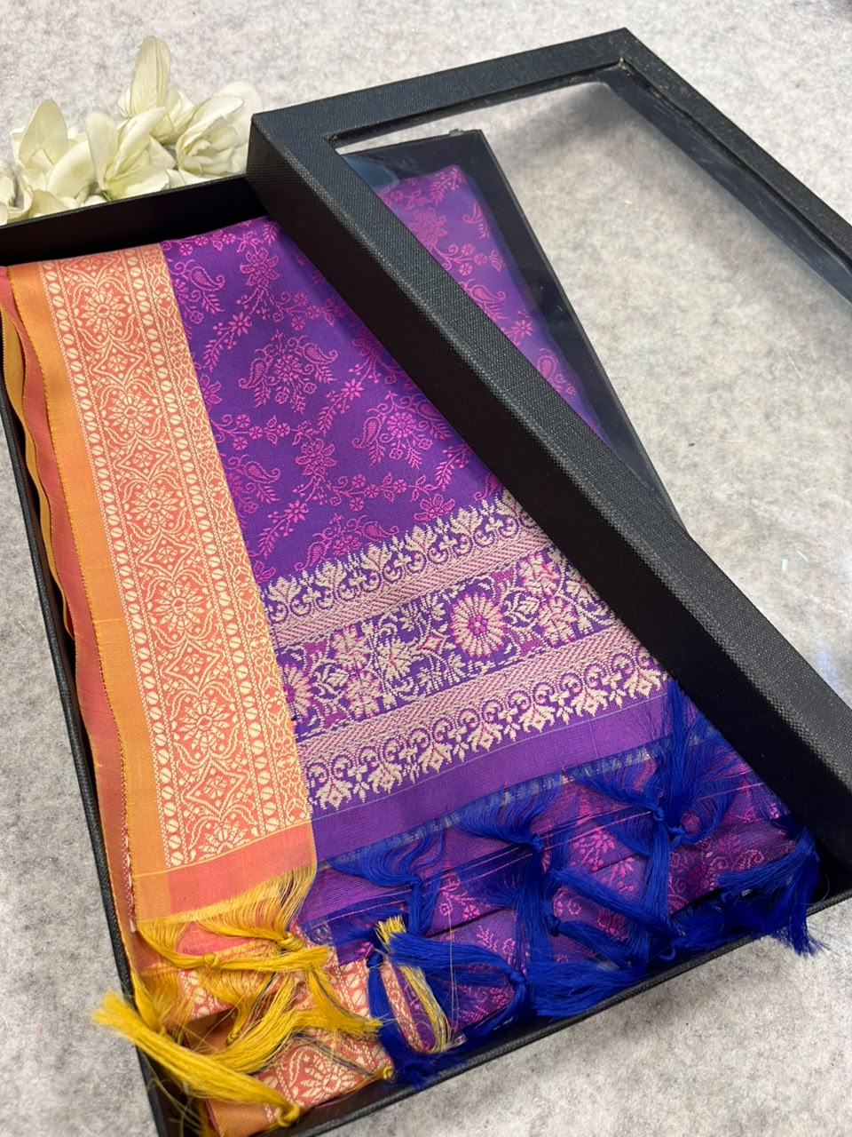 Gift Box of Pashmina Design Purple Banarasi Silk Stole with traditional integrate design – Pack of 1