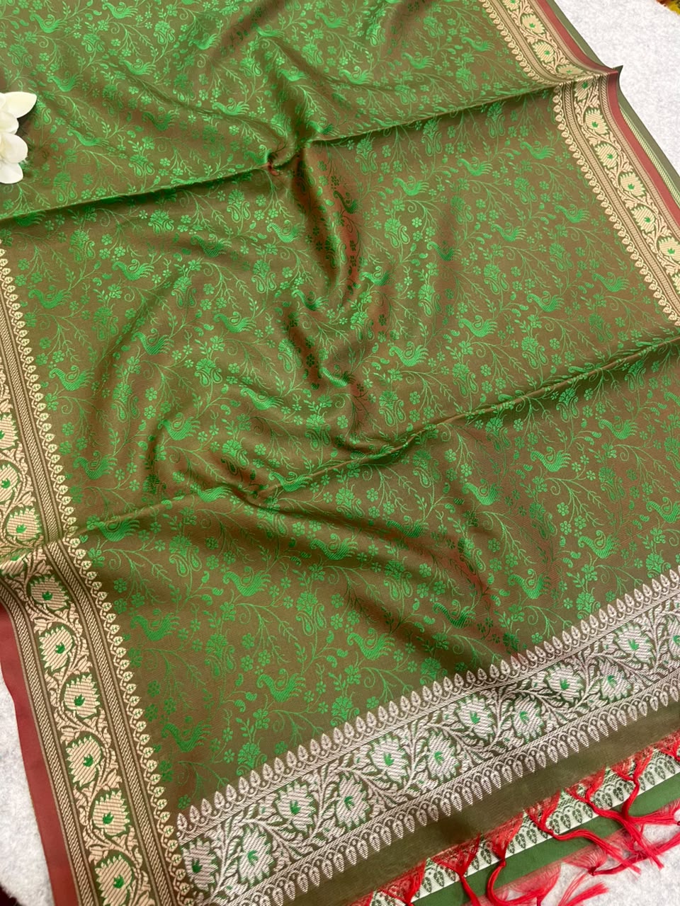 Gift Box of Pashmina Design Green Banarasi Silk Stole with traditional integrate design – Pack of 1