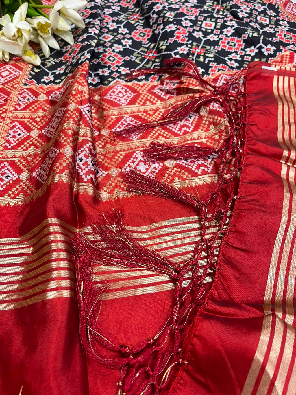 Black Patola Silk Dupatta – Ikat Geometric Print | Taniva