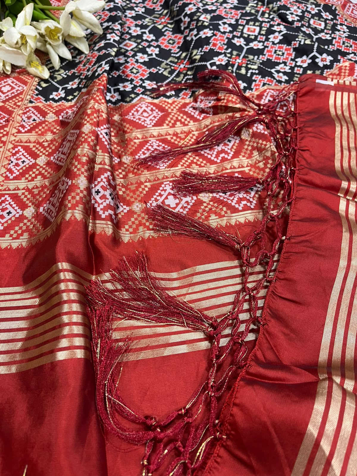 Black Patola Silk Dupatta – Ikat Geometric Print | Taniva
