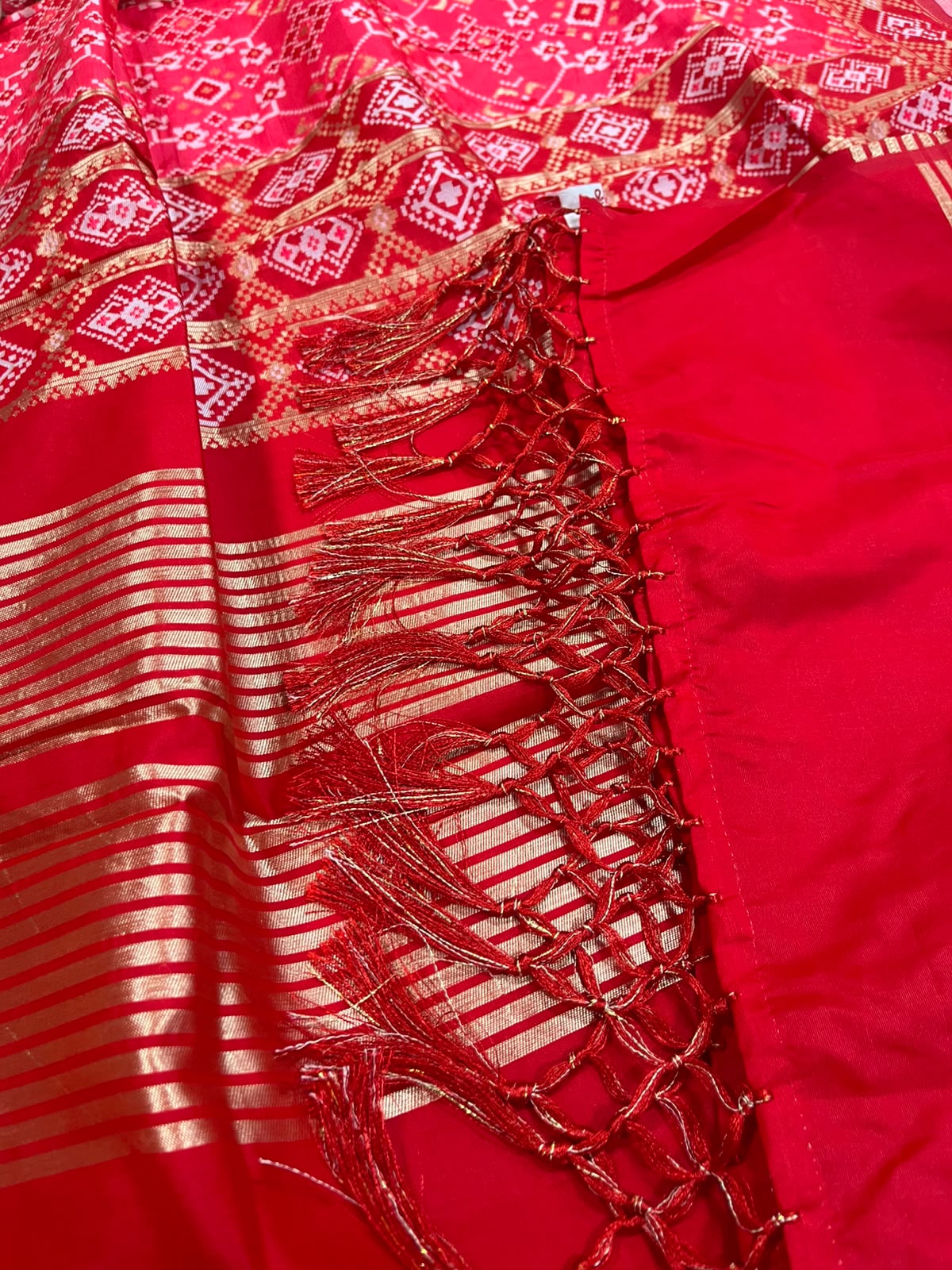 Pink Patola Silk Dupatta – Ikat Geometric Print with Tassel