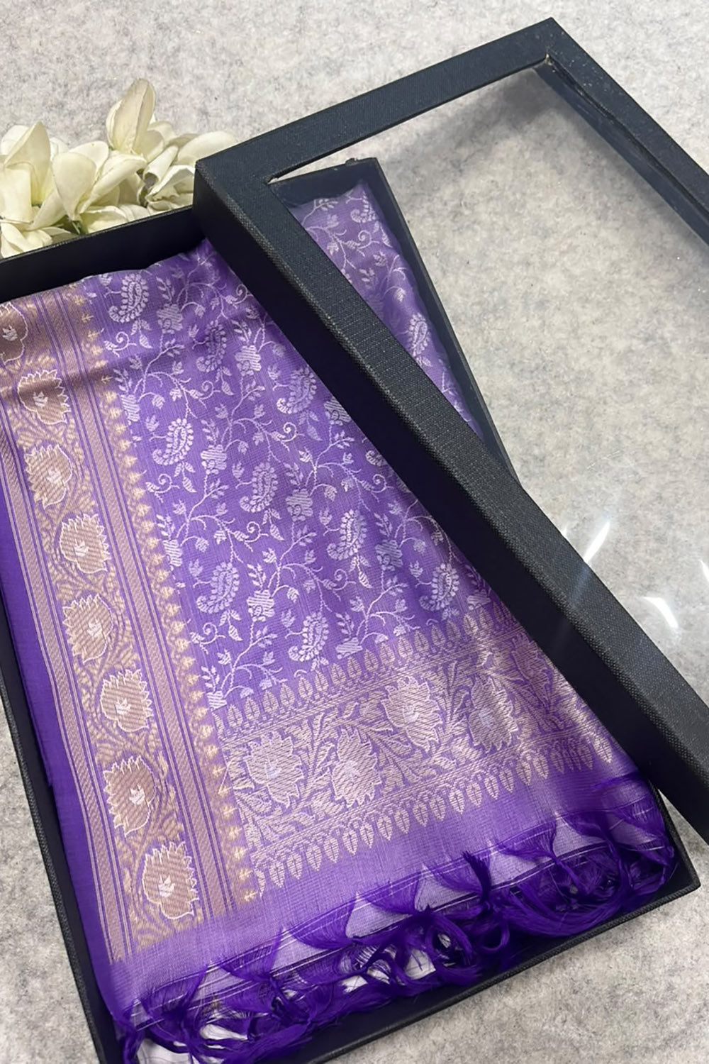 Gift Box of Pashmina Design Lavender Banarasi Silk Stole with traditional integrate design – Pack of 1