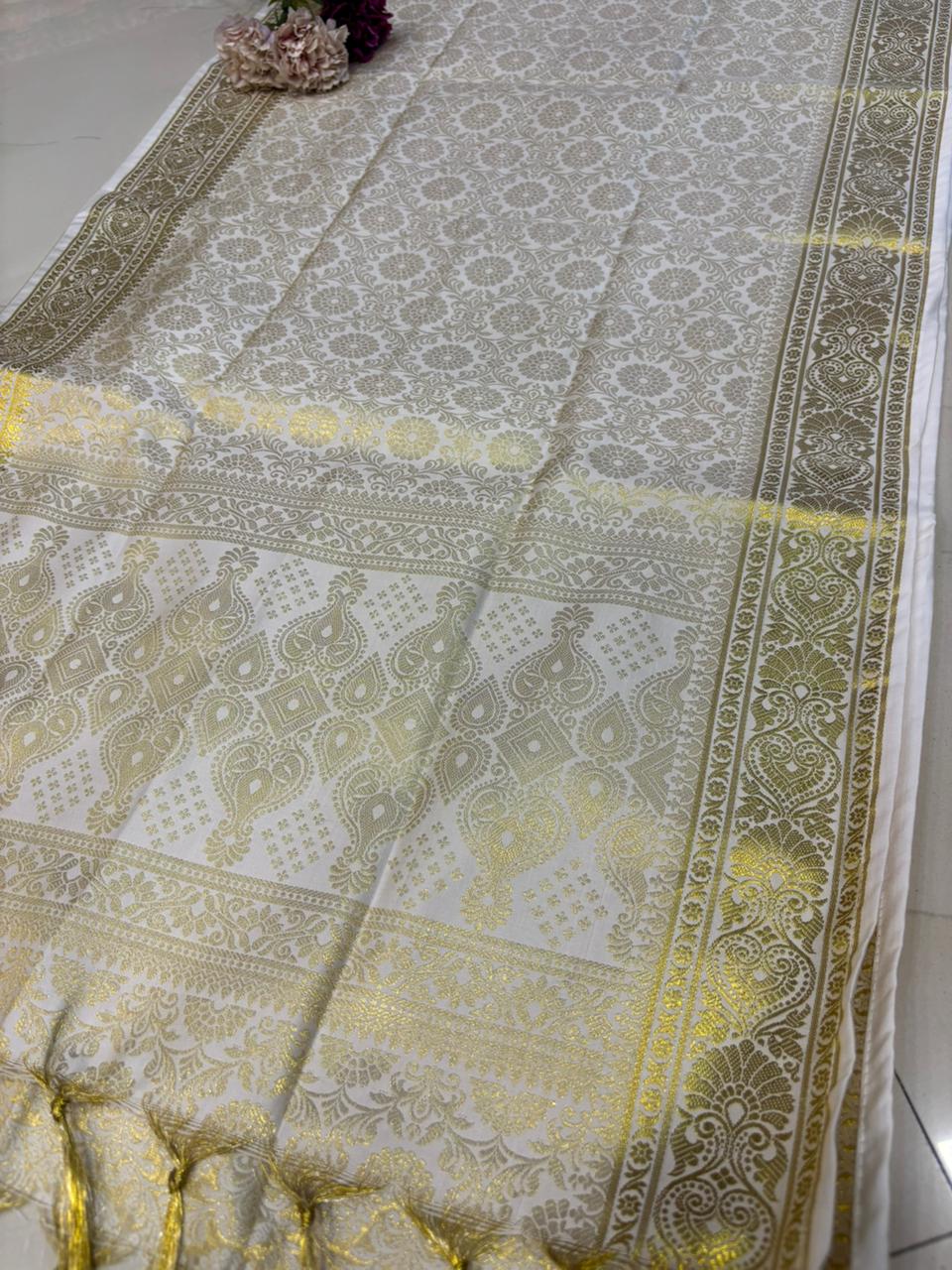 Off White Banarasi Silk Fashion Stole | Stylish Wrap for Festive , College, casual parties, & Night Outs