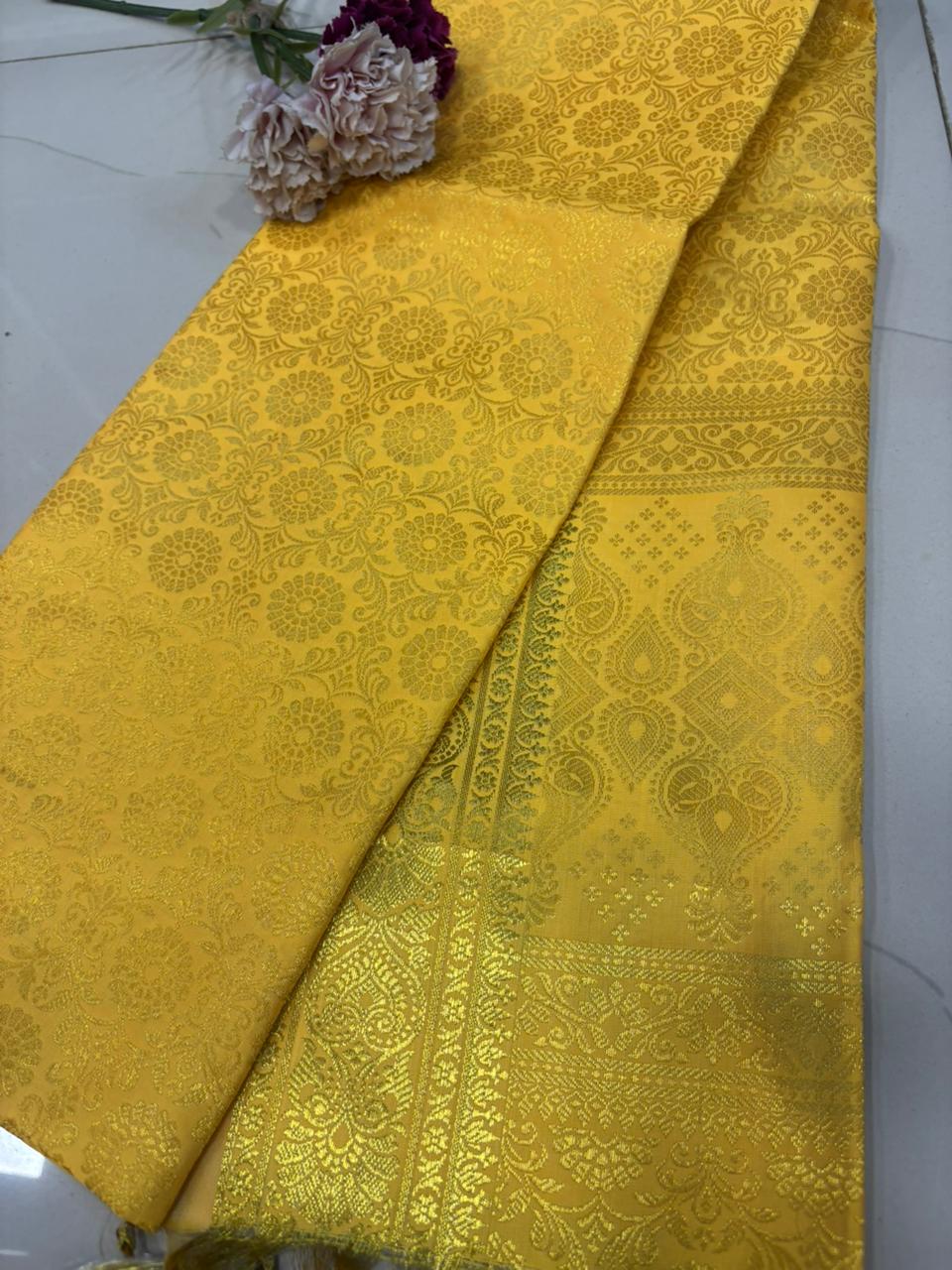Yellow Banarasi Silk Fashion Stole | Stylish Wrap for Festive , College, casual parties, & Night Outs